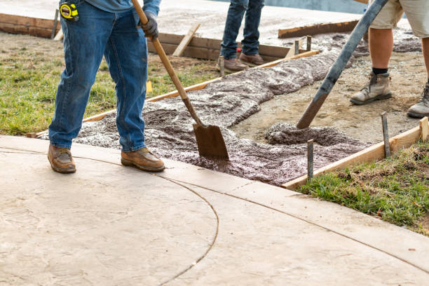 Best Concrete Driveway Installation  in Vandenberg Village, CA